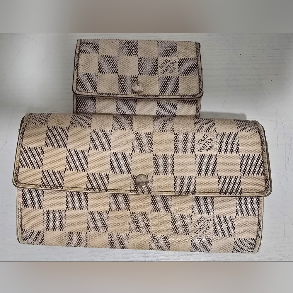 Louis Vuitton Checkered Wallet Set